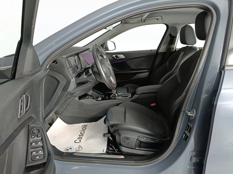 8 - BMW Serie 1 118i Sport 136cv auto