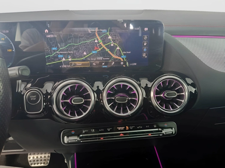 13 - Mercedes-Benz EQA 250 Premium