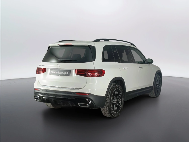 4 - Mercedes-Benz GLB 200 d AMG Line Advanced Plus auto