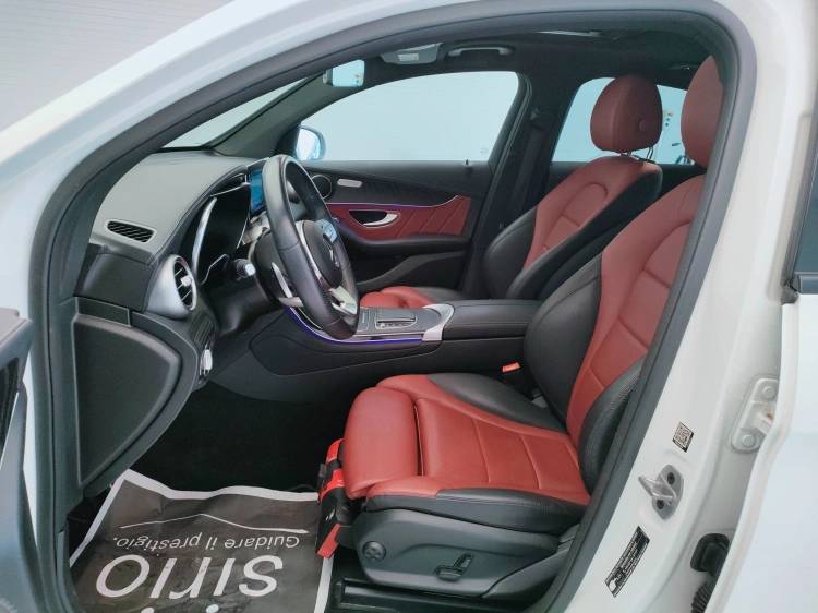 15 - Mercedes-Benz GLC Coupe 300 de phev (eq-power) Premium Plus 4matic auto