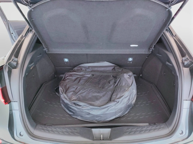 7 - Toyota C-HR C-HR 2.0h Trend e-cvt