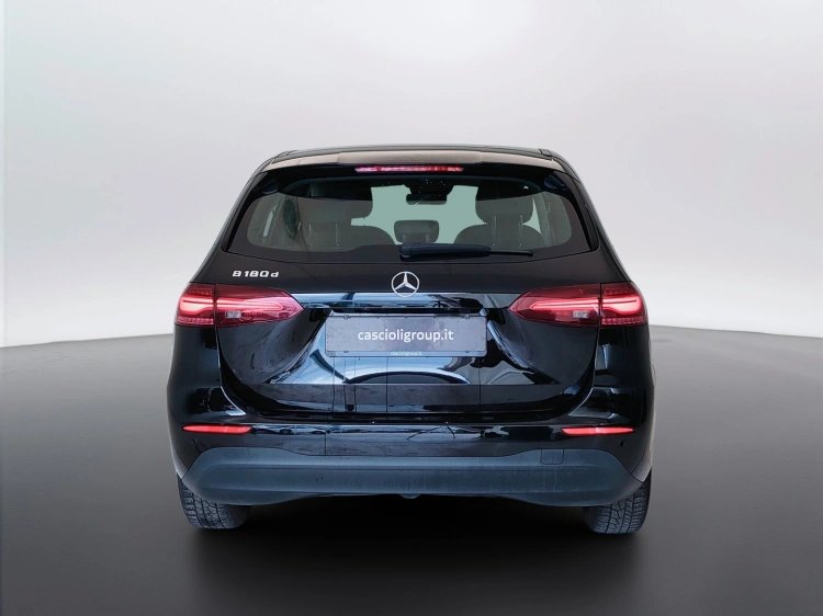 6 - Mercedes-Benz Classe B 180 d Advanced auto
