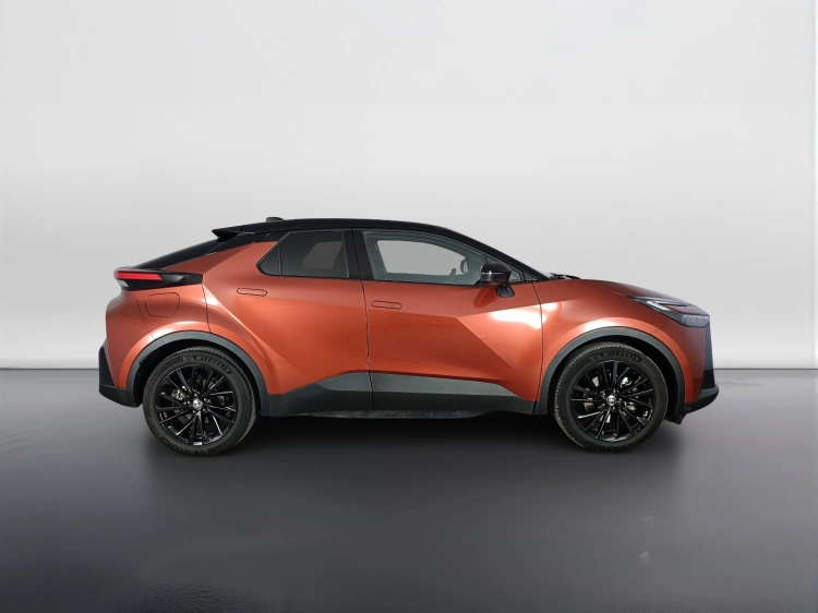 3 - Toyota C-HR C-HR 2.0 phev GR Sport fwd e-cvt
