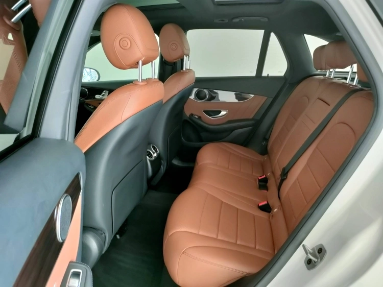 13 - Mercedes-Benz GLC 300 de phev (eq-power) Premium 4matic auto