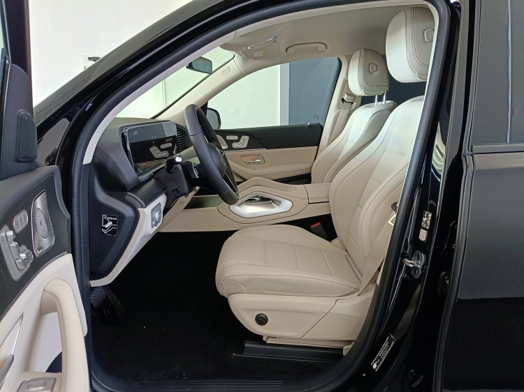 6 - Mercedes-Benz GLE 300 d 4MATIC