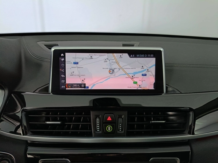 13 - BMW X1 X1 xdrive18d xLine Plus auto