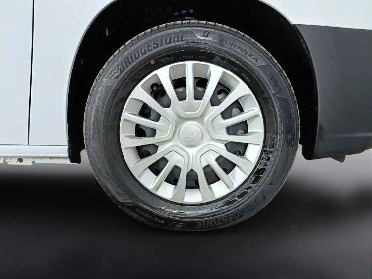 20 - Toyota Professional Proace City Electric 2024 Proace City electric L1 50kWh D Comfort