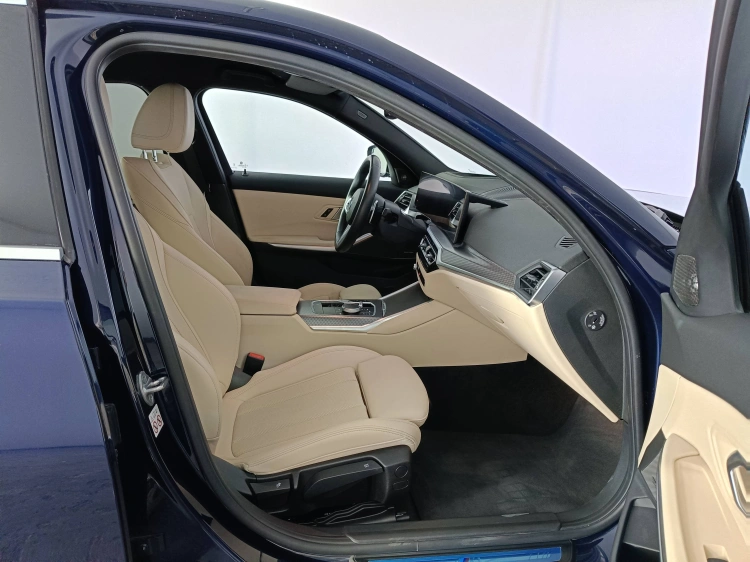 12 - BMW Serie 3 318d mhev 48V MSport auto