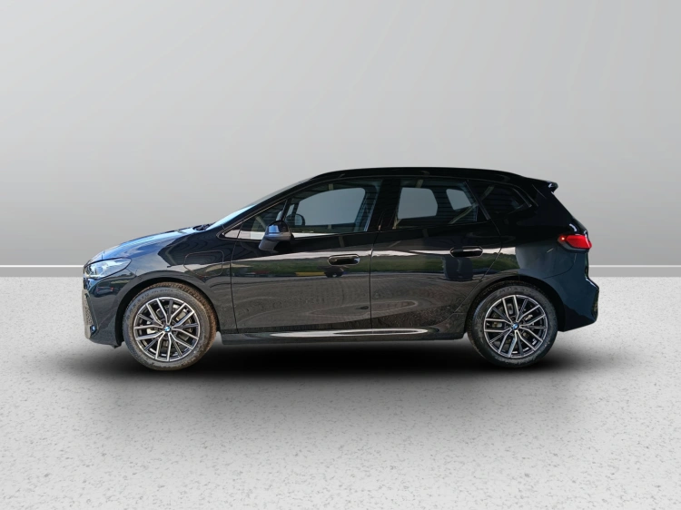 6 - BMW Serie 2 BMW 225e xDrive Active Tourer