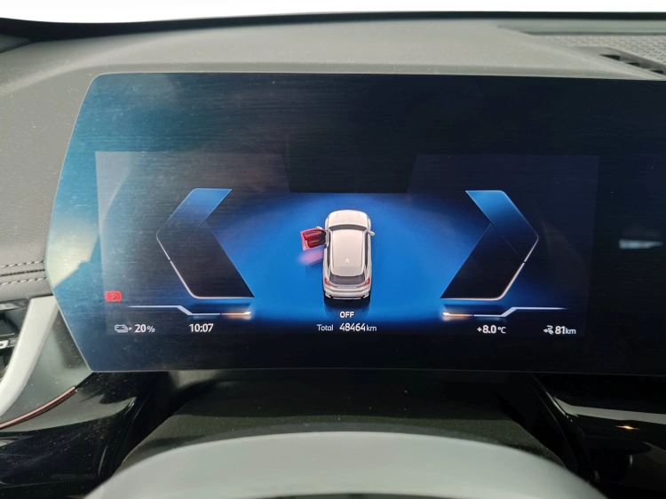 12 - BMW iX1 iX1 edrive 20 X-Line