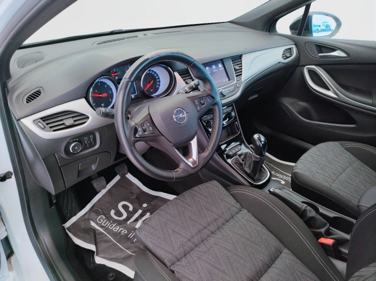 12 - Opel Astra Astra 5p 1.5 cdti 2020 s&s 122cv