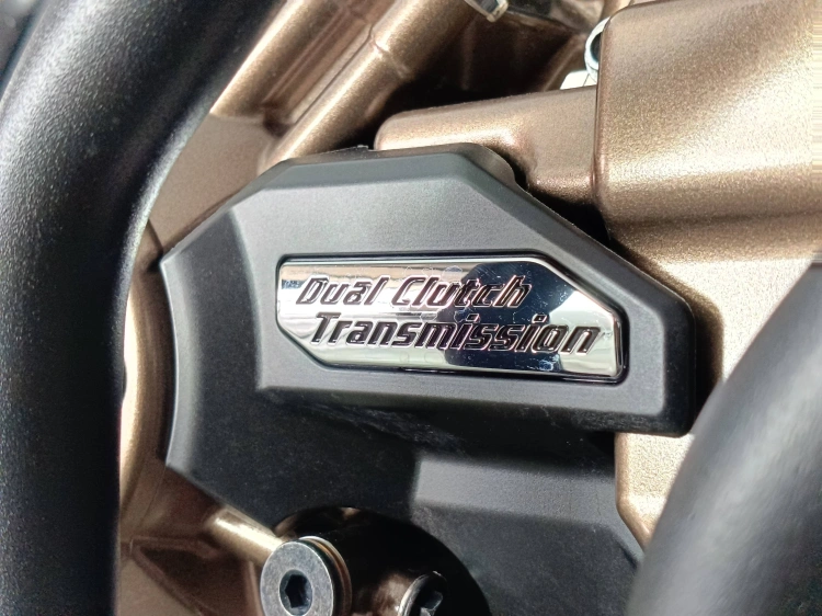 14 - Honda Africa Twin AFRICA TWIN ADVENTURE DCT