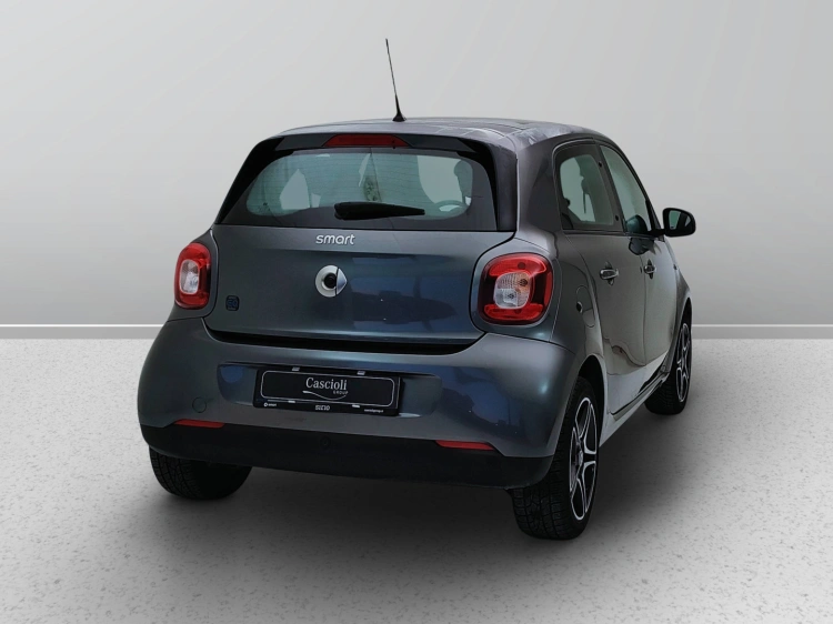 6 - smart forfour Forfour eq Passion 22kW