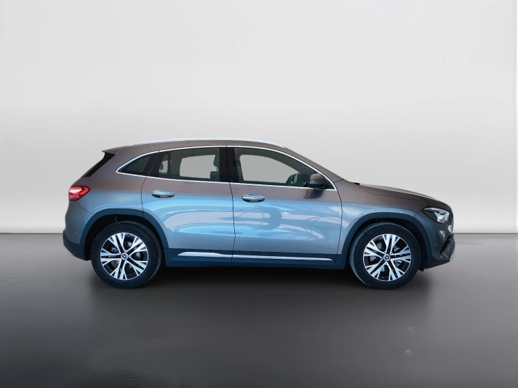 4 - Mercedes-Benz GLA 180 d Progressive Advanced Plus auto