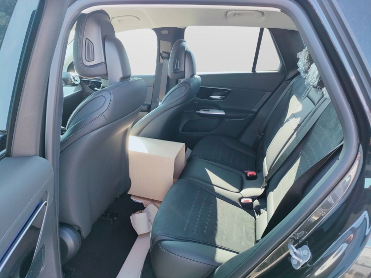 10 - Mercedes-Benz GLC 220 d 4MATIC