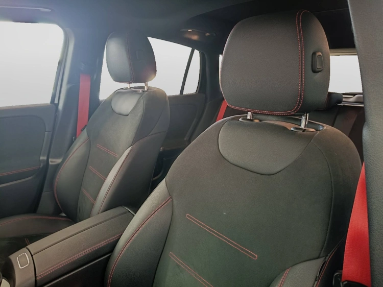 20 - Mercedes AMG GLA GLA 35 AMG 4matic auto