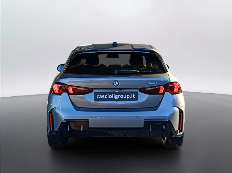 5 - BMW Serie 1 118d MSport Pro auto