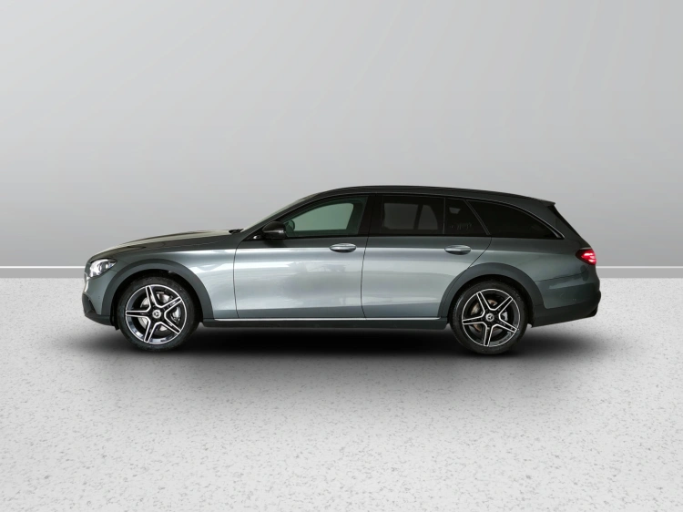 3 - Mercedes-Benz Classe E SW All-Terrain 220 d Premium Plus 4matic auto my20