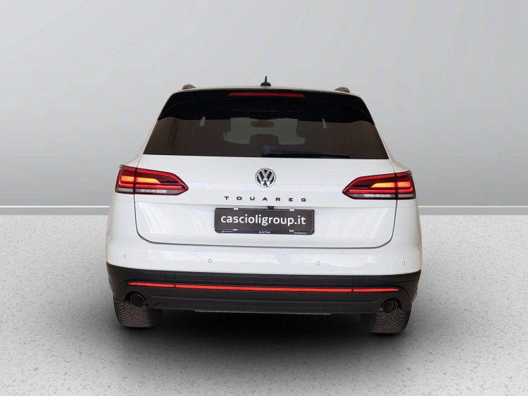 4 - Volkswagen Touareg Touareg 3.0 V6 tdi Style 231cv tiptronic