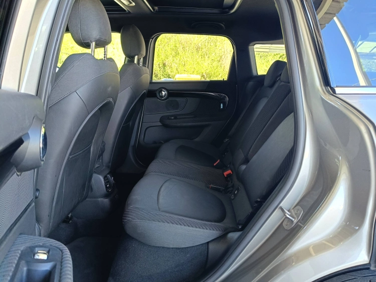 9 - MINI Countryman Mini Countryman 1.5 Cooper SE all4 auto