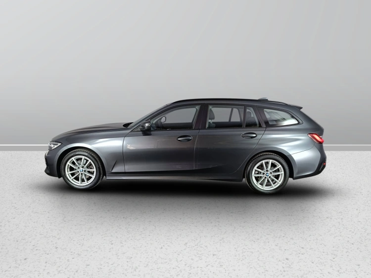 6 - BMW Serie 3 320d Touring mhev 48V xdrive auto
