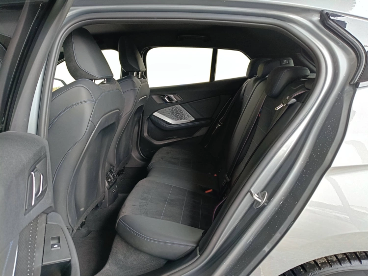 9 - BMW Serie 1 118d MSport Pro auto