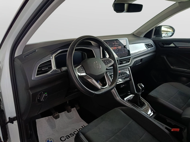 7 - Volkswagen T T-Roc 2.0 tdi Style 115cv