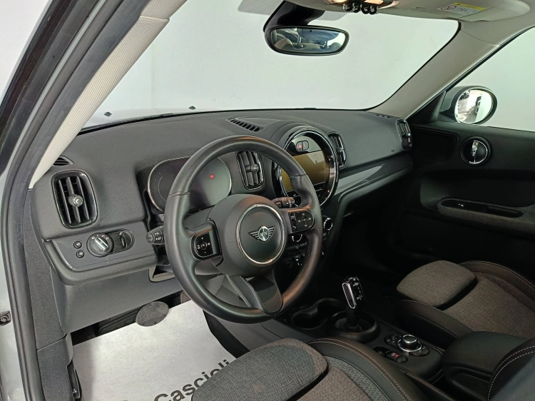 7 - MINI Countryman Mini Countryman 1.5 One Hype auto