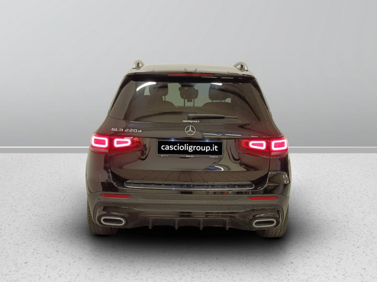 5 - Mercedes-Benz GLB 220 d Premium auto