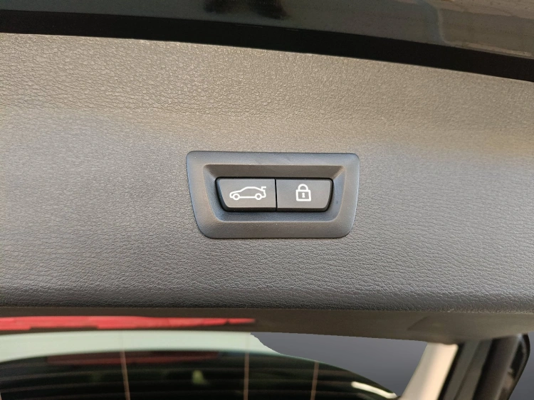 15 - BMW X1 X1 xdrive18d xLine Plus auto