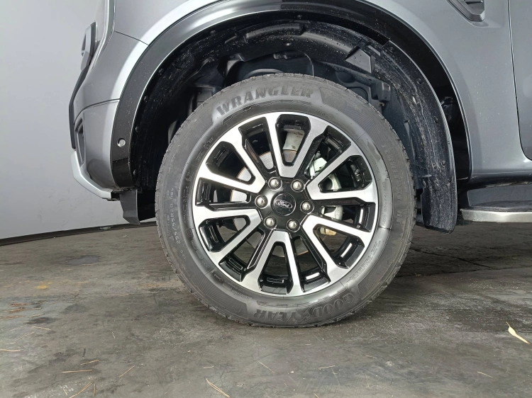 16 - Ford Ranger Ranger 3.0 ecoblue doppia cabina Platinum awd 240cv auto