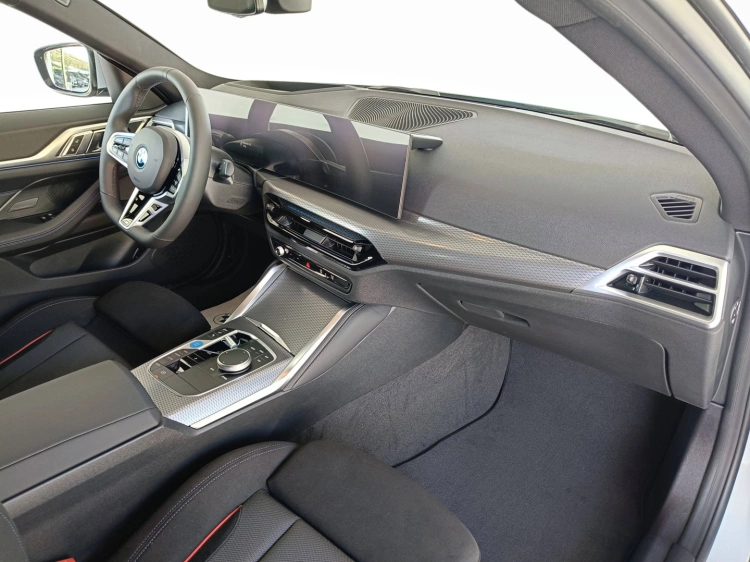 10 - BMW i4 BMW i4 xDrive40 MSport Edition