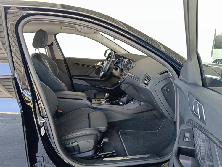 11 - BMW Serie 1 116I SPORT AUTOMATICA