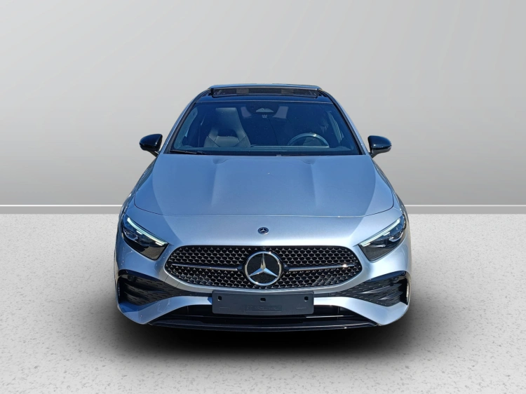 2 - Mercedes-Benz Classe A 180 d Automatic