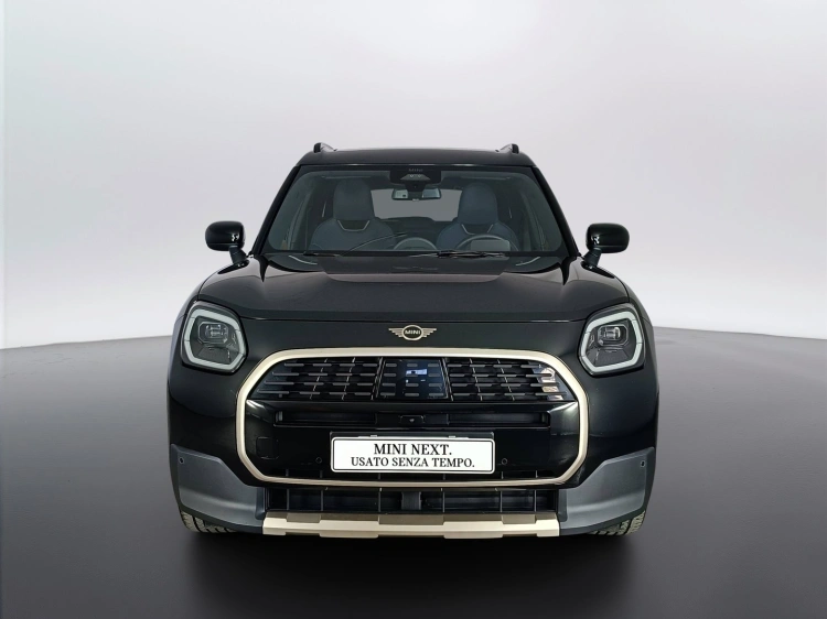 2 - MINI Countryman Mini Countryman 2.0 48V D Classic auto