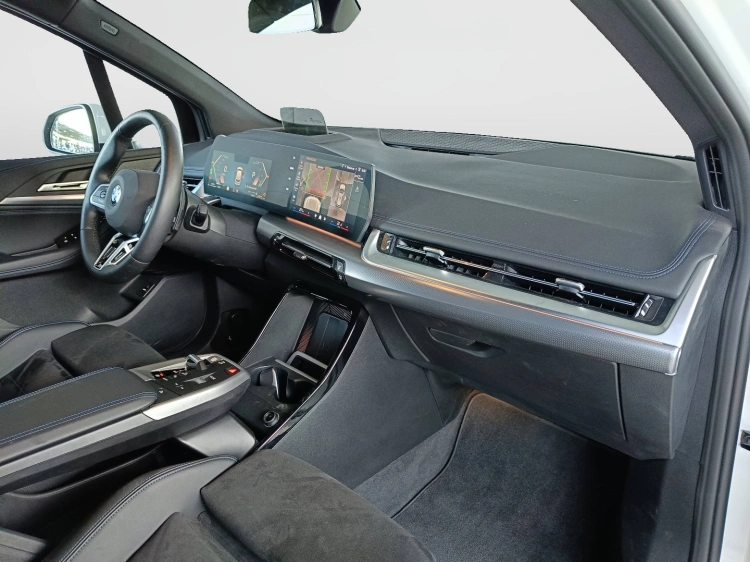 10 - BMW Serie 2 218d Active Tourer Msport auto