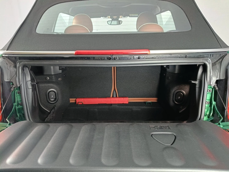 22 - MINI Cooper Mini Cabrio 1.5 Cooper Yours auto