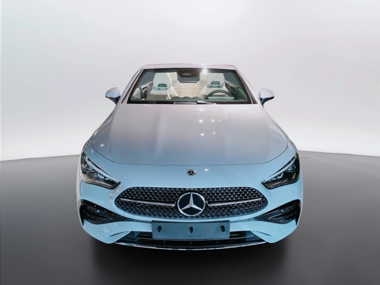 2 - Mercedes-Benz CLE 220 d Cabrio