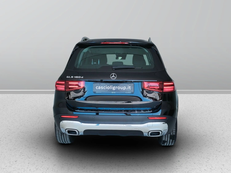 4 - Mercedes-Benz GLB 180 d Progressive Advanced auto