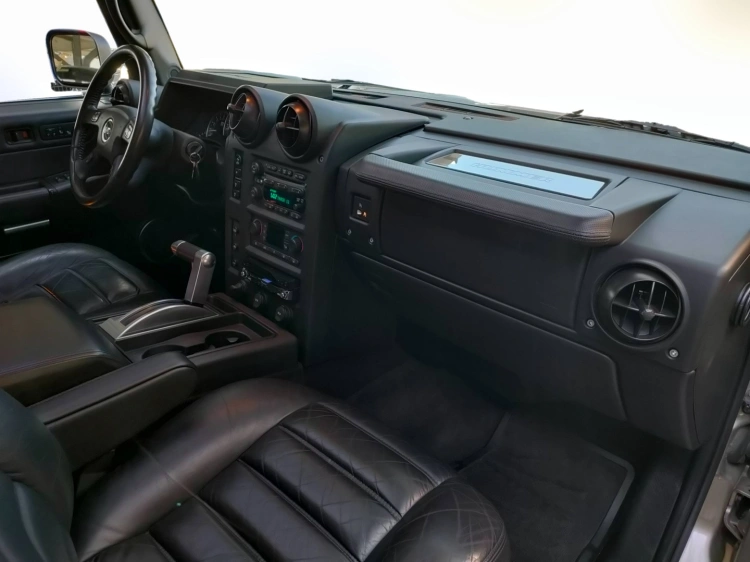 11 - Hummer H2 H2
