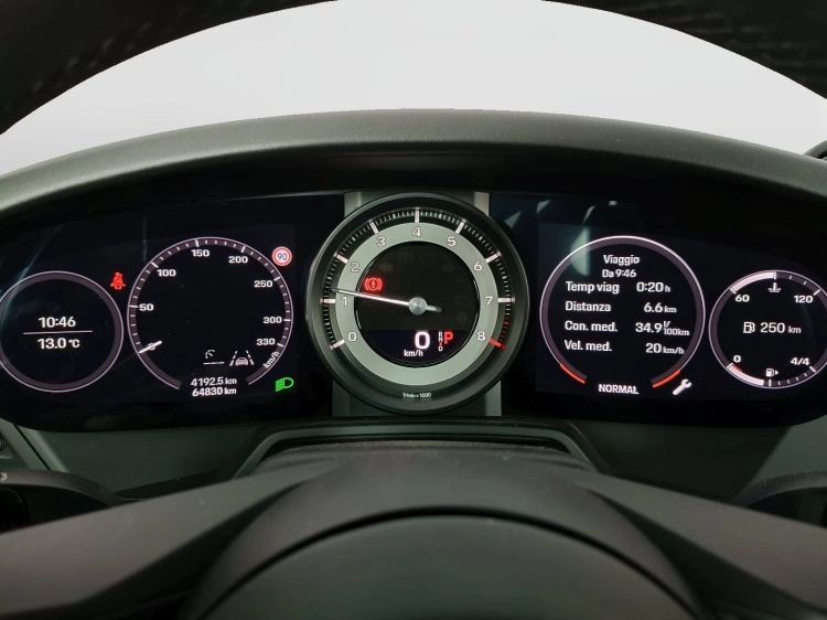 12 - Porsche 911 911 Cabrio 3.0 Carrera 4S auto