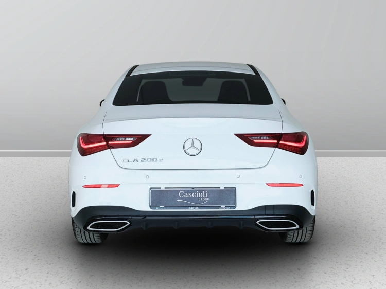 4 - Mercedes-Benz CLA 200 d Automatic Coupe'