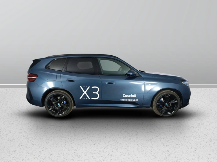 6 - BMW X3 X3 xDrive20d