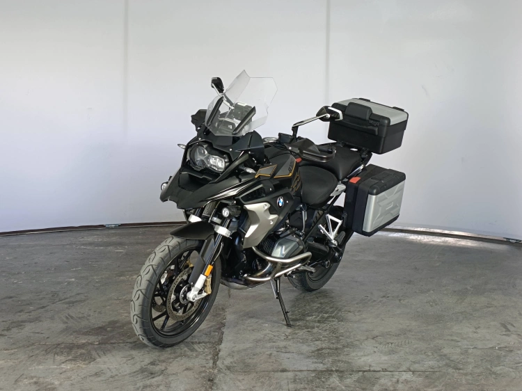 4 - BMW Motorrad GS R 1300 GS