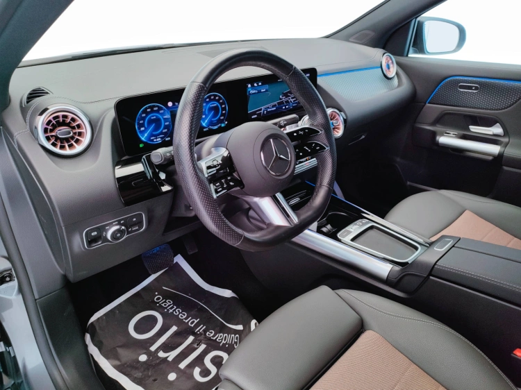 14 - Mercedes-Benz EQA 250+