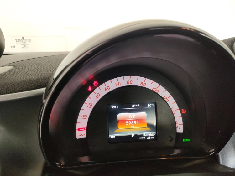 15 - smart fortwo Fortwo eq Passion 4,6kW