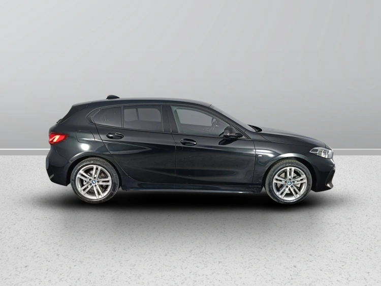 6 - BMW Serie 1 116d Msport auto