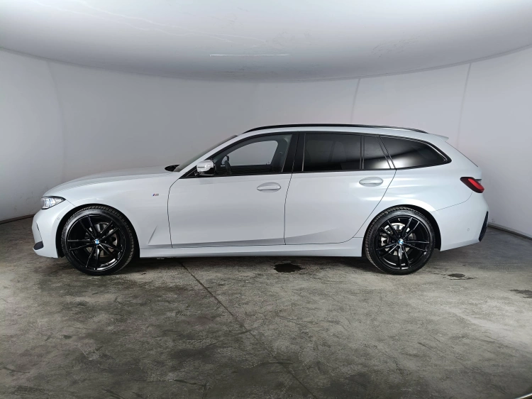 6 - BMW Serie 3 320d Touring mhev 48V MSport auto