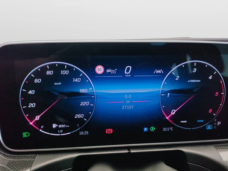 18 - Mercedes-Benz Classe C 220 d 4MATIC Station Wagon