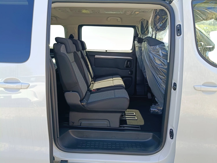 9 - Toyota Professional PROACE VERSO PROACE VERSOL2 2.0D144M EXE25